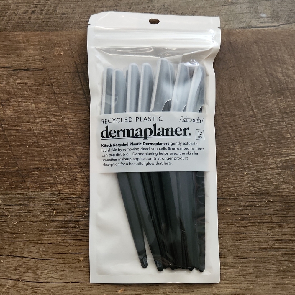 Kitsch Black and Gray Dermaplaner Set
